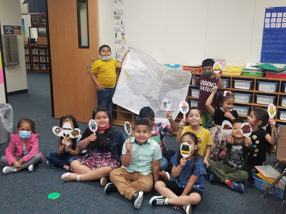 akemper17's tweet photo. Celebrated the end of our reading unit by acting out two of our all time favorite stories. It was amazing to see my kiddos create their own scenarios and act out their parts! @CFISDPost @GR_Houston
 #patriotspossibilities https://t.co/gz0kYqKkkR