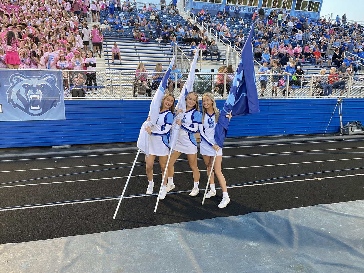 SS leaders, Band, FB team and Cheerleaders all won tonight!  #Culture🐻✔️🏈
<a href="/BerlinBears_SS/">The Cave</a> <a href="/BerlinBearsAD/">Olentangy Berlin High School Athletic Dept</a> <a href="/OBHSBand/">Olentangy Berlin Band</a> <a href="/varsitybrands/">Varsity Brands</a>