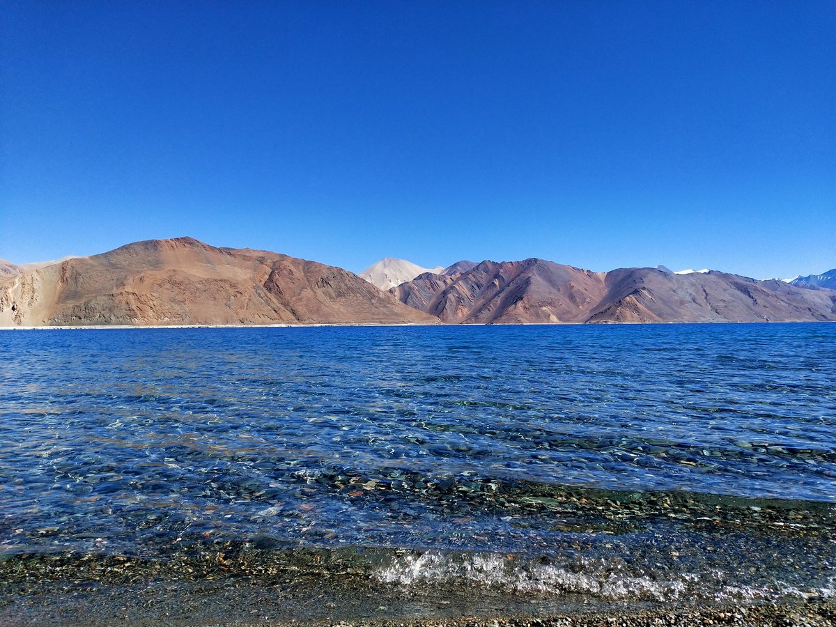 kunzangleh's tweet photo. Rare is the union of peace, purity, beauty.
#Pangong in October https://t.co/ZNDocXNalK
