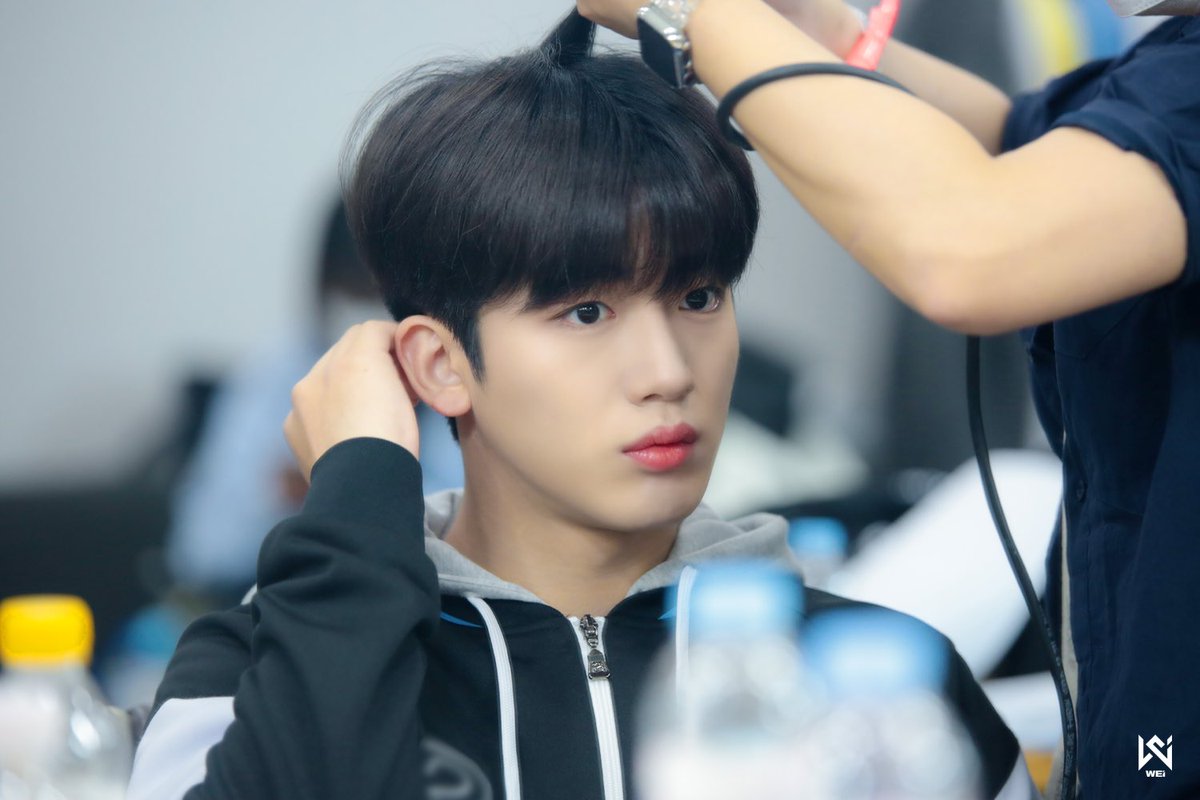 211008 NAVER: OUI Ent.

#김요한 #KIMYOHAN #YOHAN
<a href="/WEi__Official/">위아이(WEi)_OFFICIAL</a> <a href="/WEi__Member/">위아이(WEi)</a>