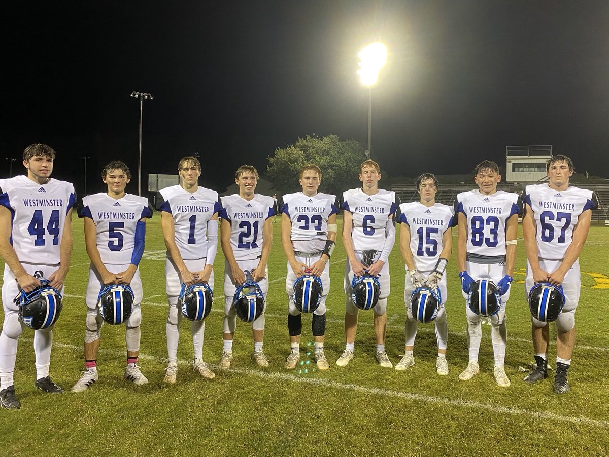 Good group of seniors! Wildcats beat Crisp Academy 48-0 on the road.  ⁦<a href="/wynstonw_/">Wynston Wilcox</a>⁩ ⁦<a href="/NickWRDW/">Nick Proto</a>⁩ ⁦<a href="/MikeJakTV/">Mike Jakucionis</a>⁩ ⁦<a href="/ColinzCody/">Colin Cody</a>⁩ ⁦<a href="/CheneyAUG/">Will Cheney</a>⁩