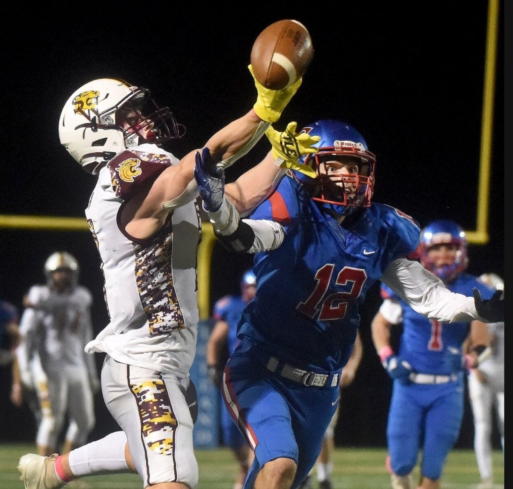 JIPhotoDept's tweet photo. Photos from South Windsor at Tolland football at Tolland High Friday night. Check out our free to view gallery on the Journal Inquirer's website. Staff Photos by Jim Michaud https://t.co/Z8KDqQloPS