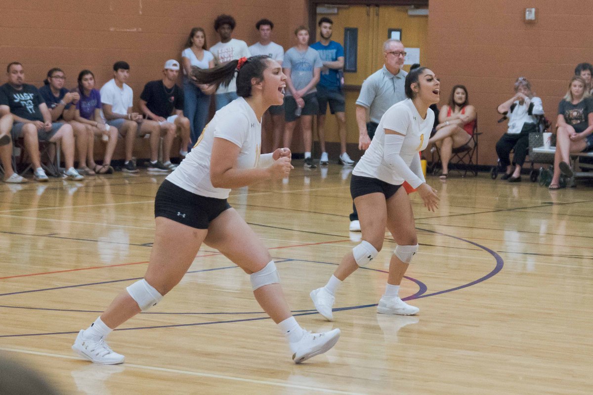 Volleyball won 3-0 (25-23, 25-23, 25-21) over San Diego Christian. Annabelle Camoirano- 15 kills. Delaney Frame- 11 kills. Marina Samaniego- 19 assists, 15 digs.