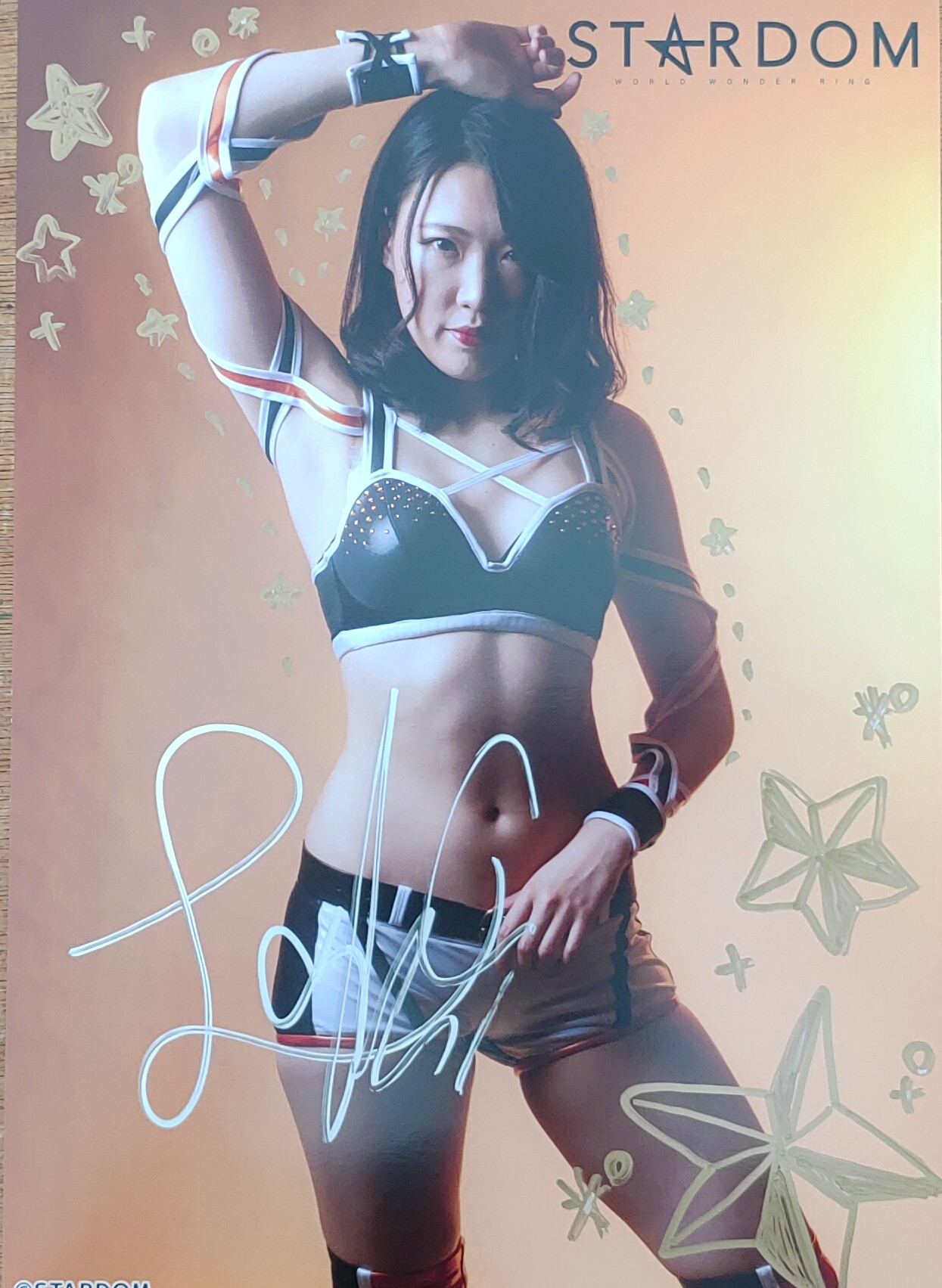 スターダム　白川未奈　ポートレート　三種　まっすぐ 女子プロレス スターダム STARDOM 白川未奈 ポートレート - メルカリ