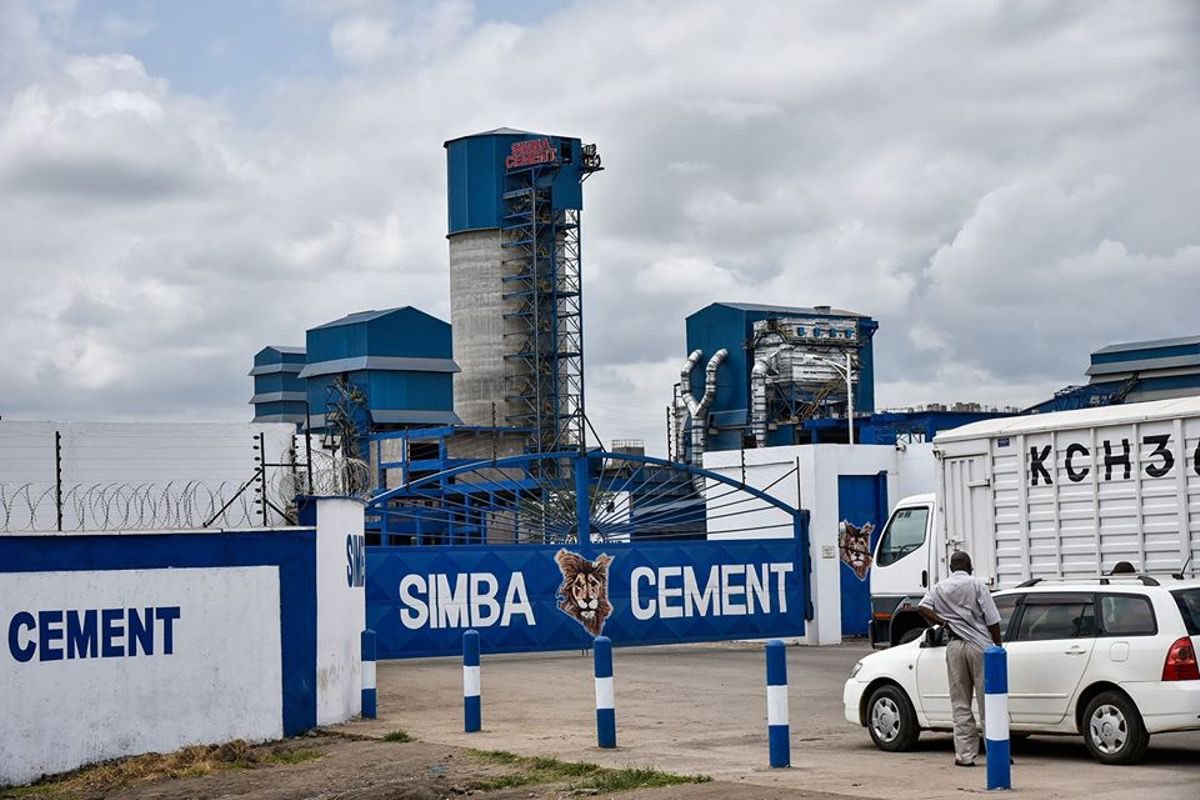 UzalendoNews_KE's tweet photo. #KPLCFraud : It is estimated that Guru stole Sh.24billion from KPLC in 20 years. Through tampering with electricity supply lines to his Simba Cement and Devki Steel Mills in Athi River
.
.
.
Also Trending : Thika Road | Peris Tobiko | Boniface Mwangi https://t.co/7645UzNjno
