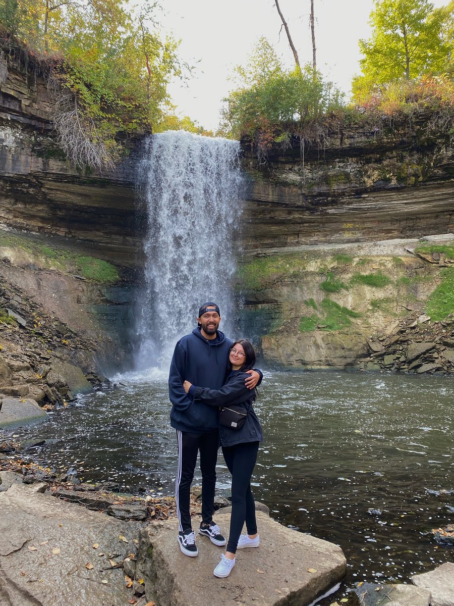 AverieRodriguez's tweet photo. 4 years together, love you 4ever Al🌷 https://t.co/P5nL0o11Ap
