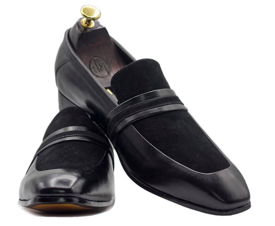 HutsLeather's tweet photo. #men #mens #fashionshoes #streetstyle #shoes #formalwear #handmade #handcrafted #handstitched #handpainted #photooftheday #shoeaddict #oxford #fashion #onlineshopping #style #gentelman #branded #luxury #models #elegant #stylish #fashionable #footwear #designershoes https://t.co/CFG3k0hEkc