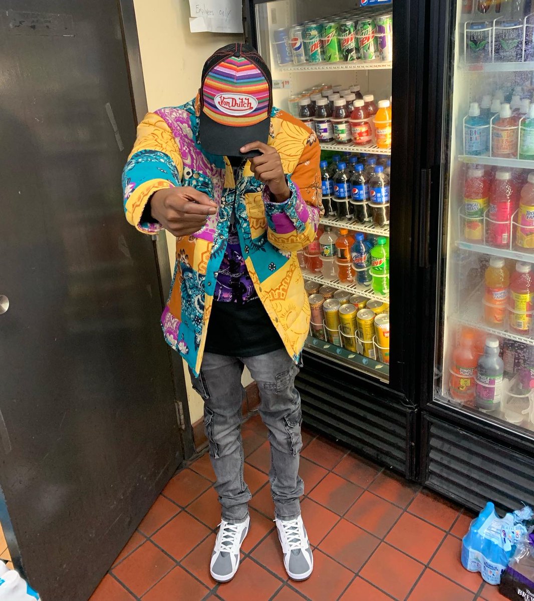 Bankroll_TM's tweet image. This Lil👯‍♀️ Dig My Swag So Much I Damn Near can Hide A Body⚰️🔥
#FreeDaKillas⚰️🔥
#FuckAllDa🐀s
#SpinMuzikVol.1OTW🔥🌪