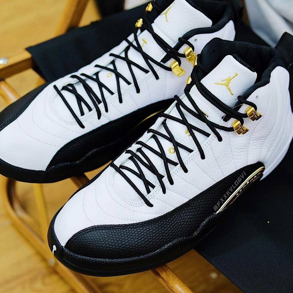 kickspotting's tweet photo. Jordan 12 ‘royalty’ out now at @titan_22 ⚡️
#jordan #jordan12 #aj12 #jordan12royalty #kickspotting #jordanteam https://t.co/WXB8Fxu6aI https://t.co/AlCFbGfDZJ