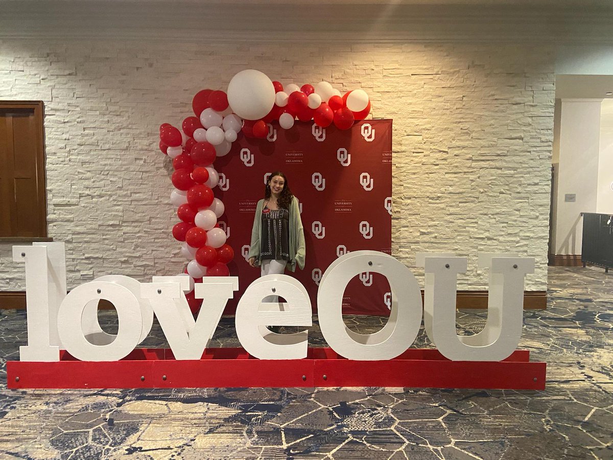 TheMaddi4's tweet photo. @OU_President @go2ou @UofOklahoma Excited to have my daughter join the OU family! #OULegacy #boomer https://t.co/h3Cxymtm4T