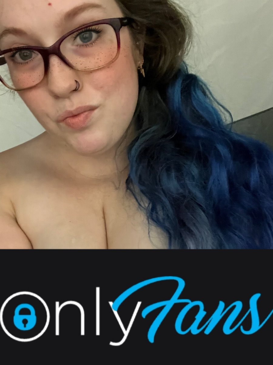 bubblesbates's tweet photo. Check out my only fans only 6$ all natural boobs custom photos #onlyfans #NSFW #adultwork #milf #tattoos #crazyhaircolor https://t.co/110Xc7JC0w https://t.co/iywGWyfUPd