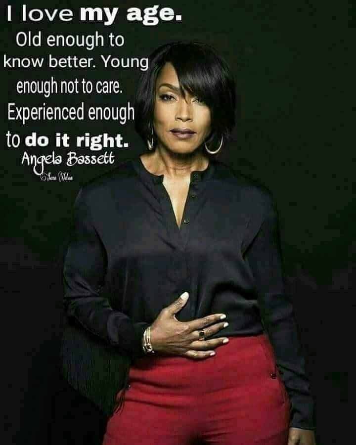 My current mood. 😏

#ilovemyage #oldenoughtoknowbetter #youngenoughnottocare #experiencedenoughtodoitright #angelabassett #mycurrentmood #iknowwhoiam #inspire #inspiration #inspirational #motivate #motivation #MotivationalQuotes #encouragement #loveyourself #selflove #selfcare