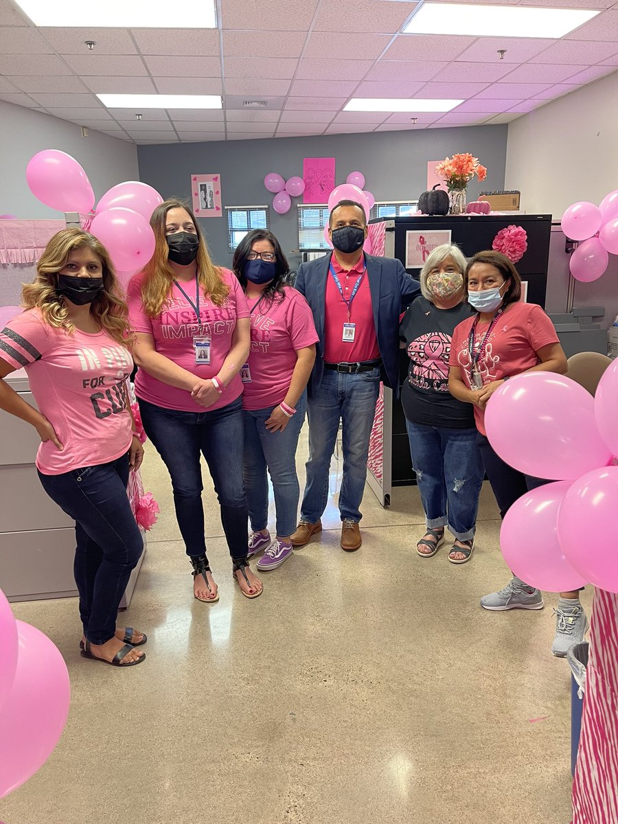 SegottaJones's tweet photo. Painting GESD pink! #supporthecause @GESD40 @SegottaJones https://t.co/rApLzY1SdR