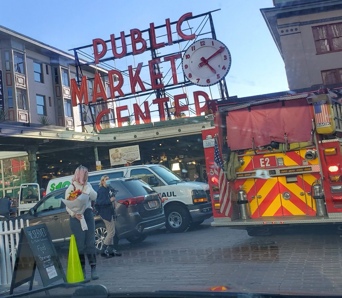 jdesforges82's tweet image. Pikes place market