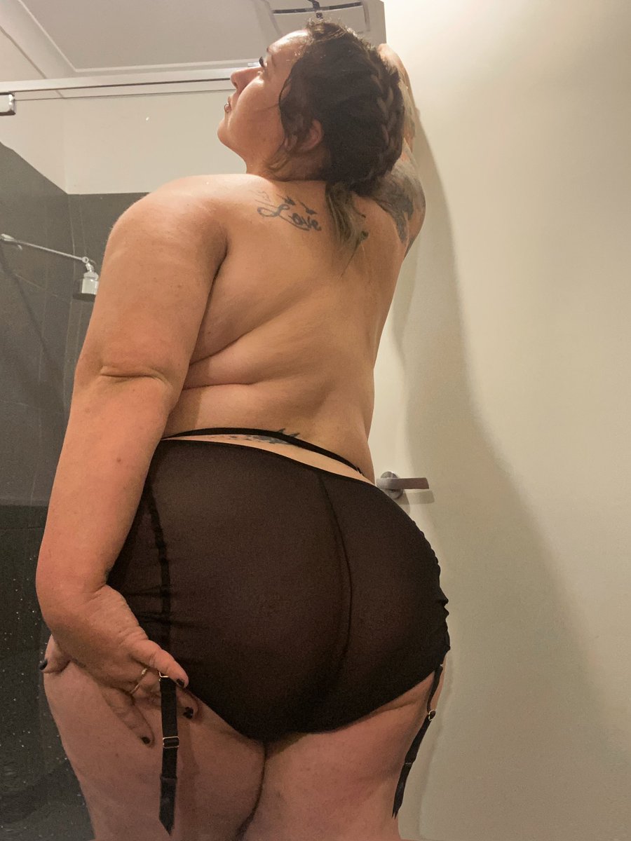 misstrouble92's tweet photo. $3 sale subscription https://t.co/32cmoH0Y9T https://t.co/4vaYv87cv3