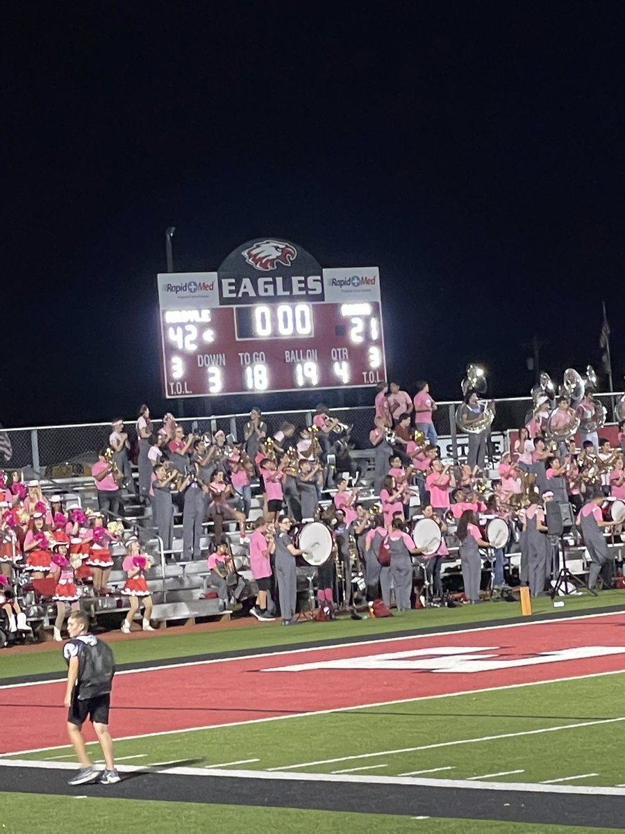 biancasreflect1's tweet photo. Argyle Eagles take the win for their 47th straight win @ home.
Final score: 42-21 https://t.co/7sWdQdsEaK