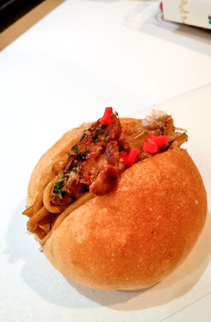 当店は最高な サービスを提供します バナオ様専用 焼きそばパン他全4品