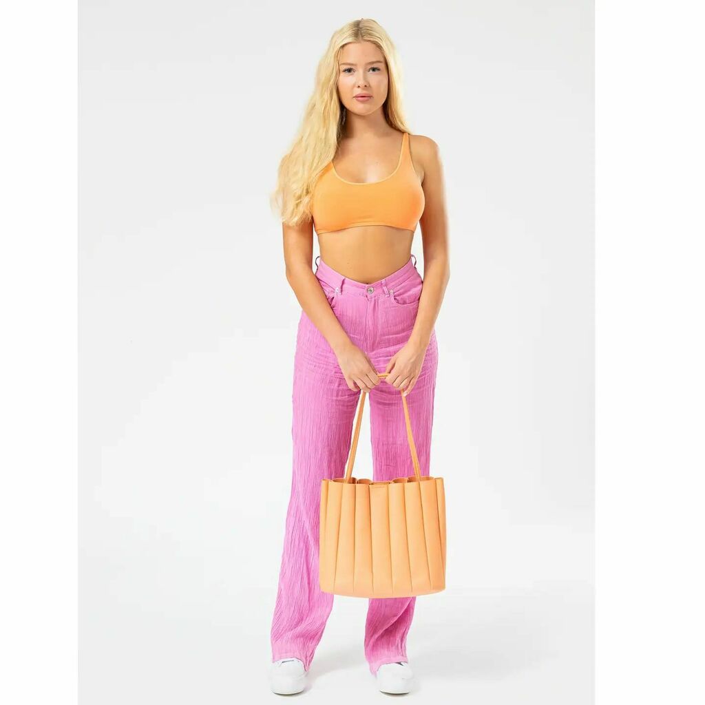 FashionPhoto_LA's tweet image. Studio Fashion Photography with one of the most recognizable models in the world
.
.
.
#barbiedoll 
#fashionphotographer 
#fashionphotography 
#DavidVictory 
#vrset
#losangelesfashionphotographer