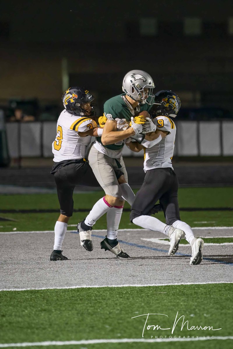 TomMarronPhoto's tweet photo. Forevermore this shall be referred to as "The Catch".

Zionsville 52 - Avon 49 https://t.co/eIqYQR3XNi