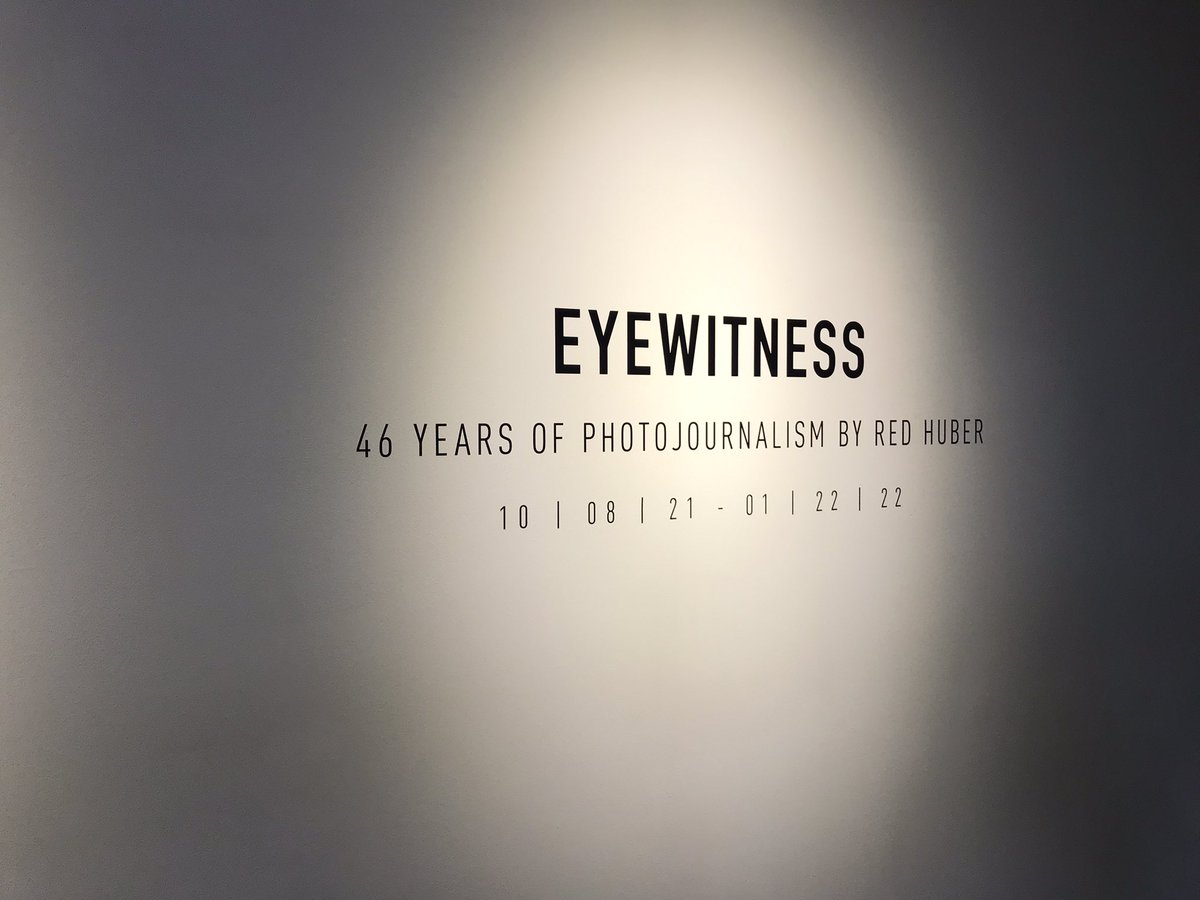 vinylvamp's tweet photo. Dan and I are taking a trip down memory lane with retired @orlandosentinel photojournalist @RedHuber during his “Eyewitness” photography exhibit @SnapOrlando! The display runs through Jan. 22, 2022. ❤️ 📷 #redhuber #orlandosentinel #snaporlando #eyewitnessphotographyexhibit https://t.co/uqWdHr3Ch3