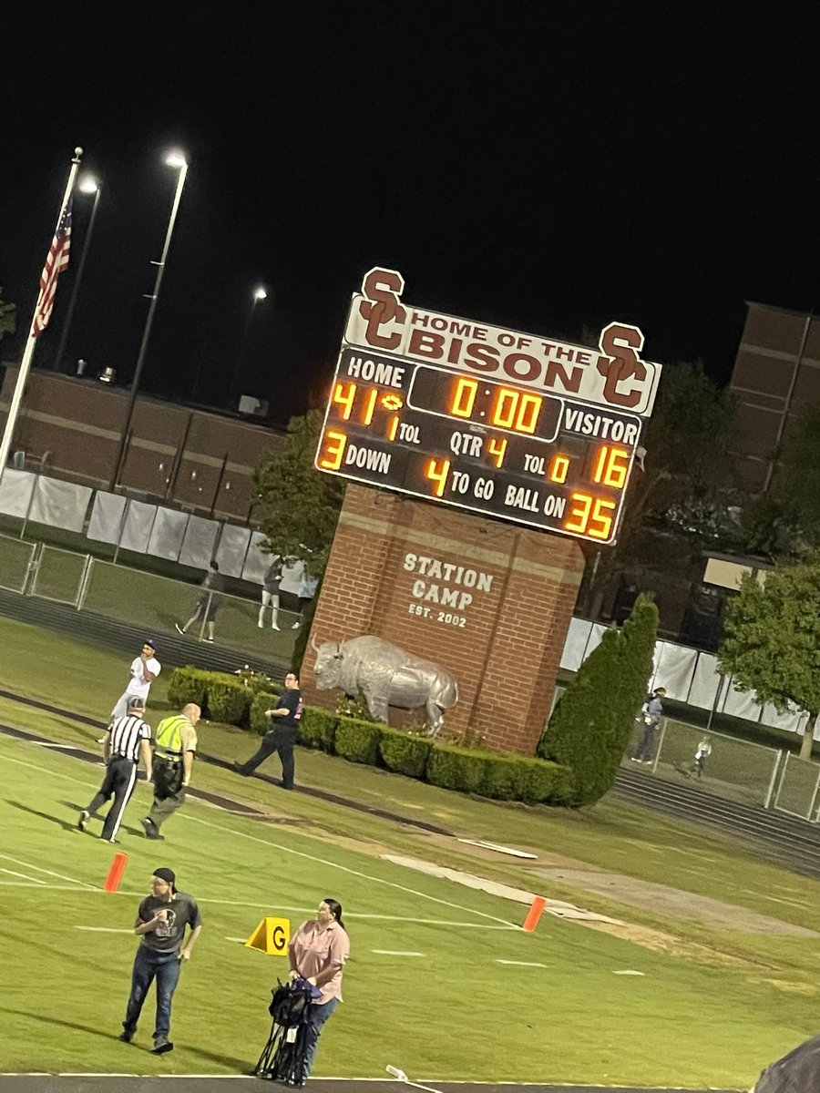 BisonQBClub's tweet photo. Bison Stand strong at 7-0! Good Game @WilsonCentralFB. Thank you for traveling to the Camp! https://t.co/LLM4vh1rN6