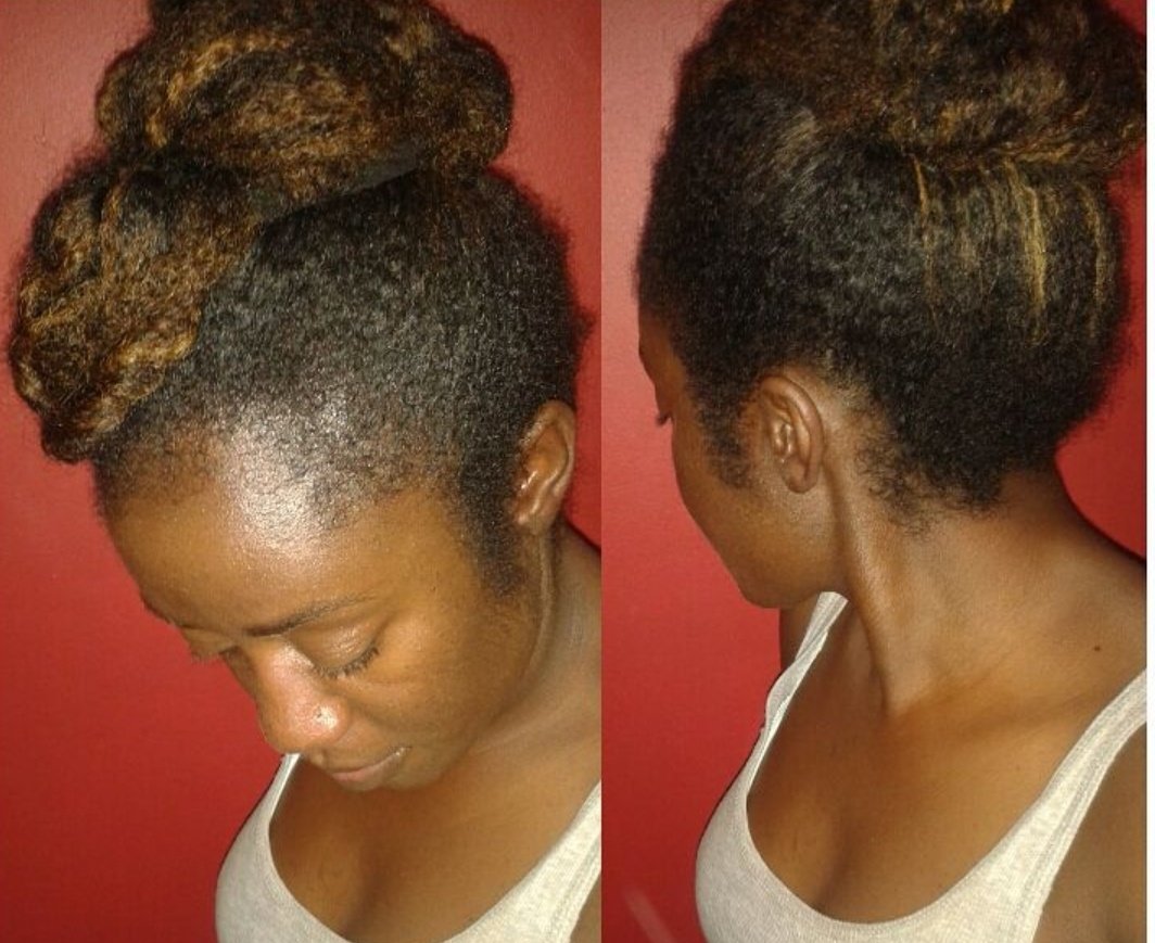 bellamufazi's tweet photo. 12 years of being an "accidental" natural.
I'm not sure if I would be natural if the accident hadn't happened but my, what a beautiful journey of learning and unlearning. 

#naturalhair https://t.co/0k9v5Qq9fU