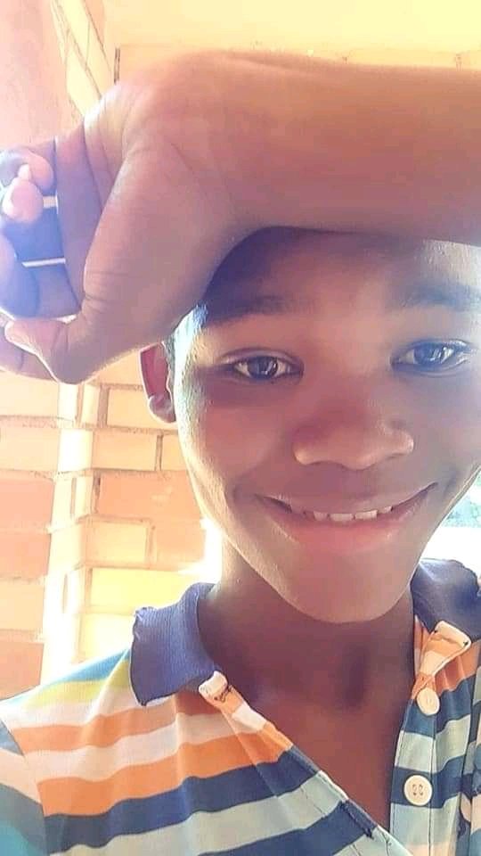 AddaxAndy's tweet image. My smile though
😭❤️❤️❤️