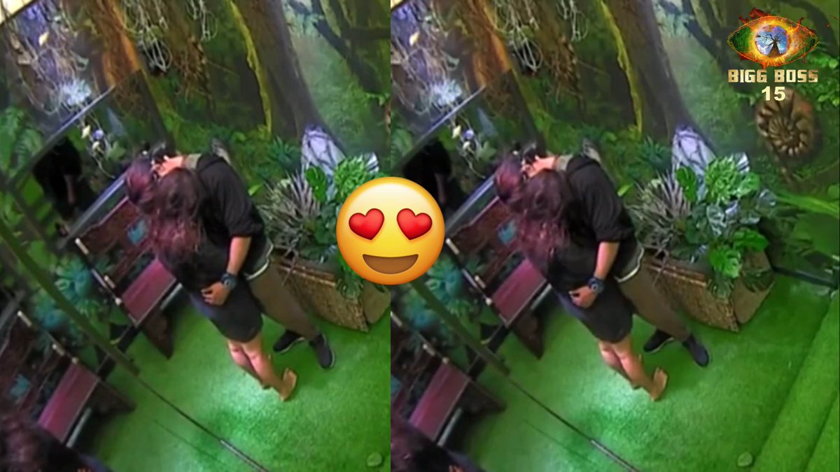 IndiaTrendingN2's tweet photo. Bigg Boss 15 : Ieshaan Sehgal and Miesha Iyer Lip Lock💋😍 | Romantic Bath... https://t.co/O06rpSGcUW via @YouTube 

#BiggBoss15 #IeshaanSehgal #MieshaIyer @Mieshaiyer05 @IeshaanSehgaal1 

Watch : https://t.co/O06rpSGcUW https://t.co/WKZMcbgkZs