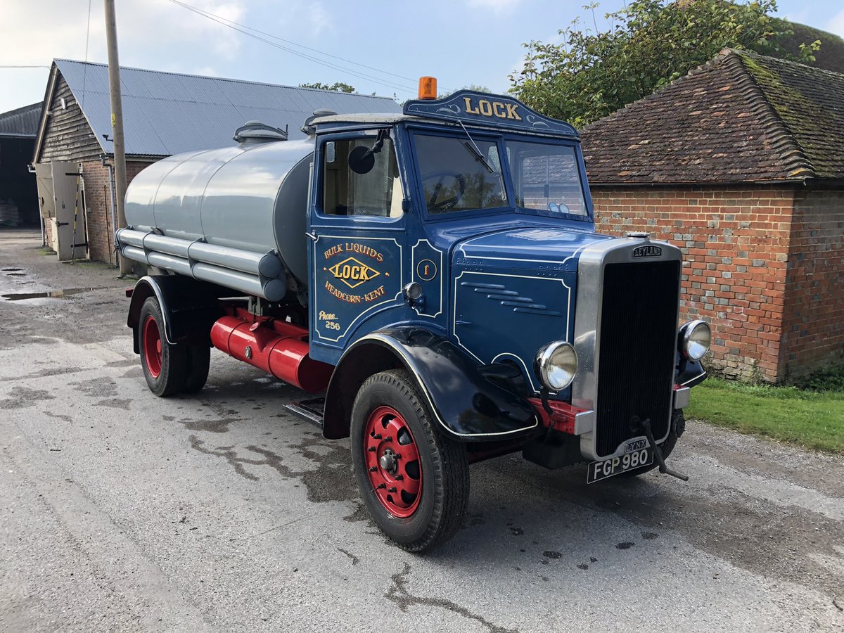 Defenderdriver7's tweet image. All cleaned and ready for the #heritage #transport #show at   Detling tomorrow
