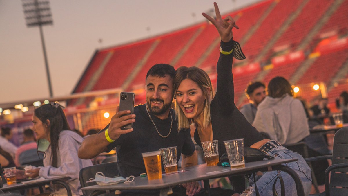 elnouescenari's tweet photo. Lo que siempre fue normal, ayer se convirtió en extraordinario ✨ Veros bailar de nuevo fue increíble. Ver estas imágenes, es increíble.

¡GRACIAS a todxs lxs que formasteis parte! Esto sólo acaba de empezar. https://t.co/N2owkYlEEU