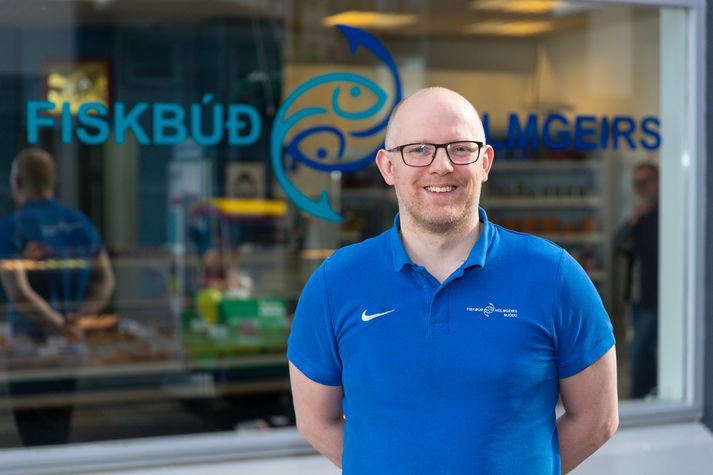 ÍR Handbolti (@ir_handbolti) on Twitter photo Tippleikur Fiskbúð Hólmgeirs 🦞15.000 gjafabréf i verðlaun🦐Strákarnir okkar mæta <a href="/AkureyriH/">Þór Handbolti</a> kl 18:00 í Austurbergi í kvöld. Tippaðu á úrslit leiksins. Hægt að tippa til kl 17:00 <a href="/handboltiis/">@handboltiis</a> <a href="/handboltinn/">Handboltinn okkar</a> <a href="/leikhlei/">Leikhléið</a> #handbolti <a href="/HSI_Iceland/">HSÍ</a> Tippleikur Fiskbúð Hólmgeirs 🦞15.000 gjafabréf i verðlaun🦐Strákarnir okkar mæta <a href="/AkureyriH/">Þór Handbolti</a> kl 18:00 í Austurbergi í kvöld. Tippaðu á úrslit leiksins. Hægt að tippa til kl 17:00 <a href="/handboltiis/">@handboltiis</a> <a href="/handboltinn/">Handboltinn okkar</a> <a href="/leikhlei/">Leikhléið</a> #handbolti <a href="/HSI_Iceland/">HSÍ</a>