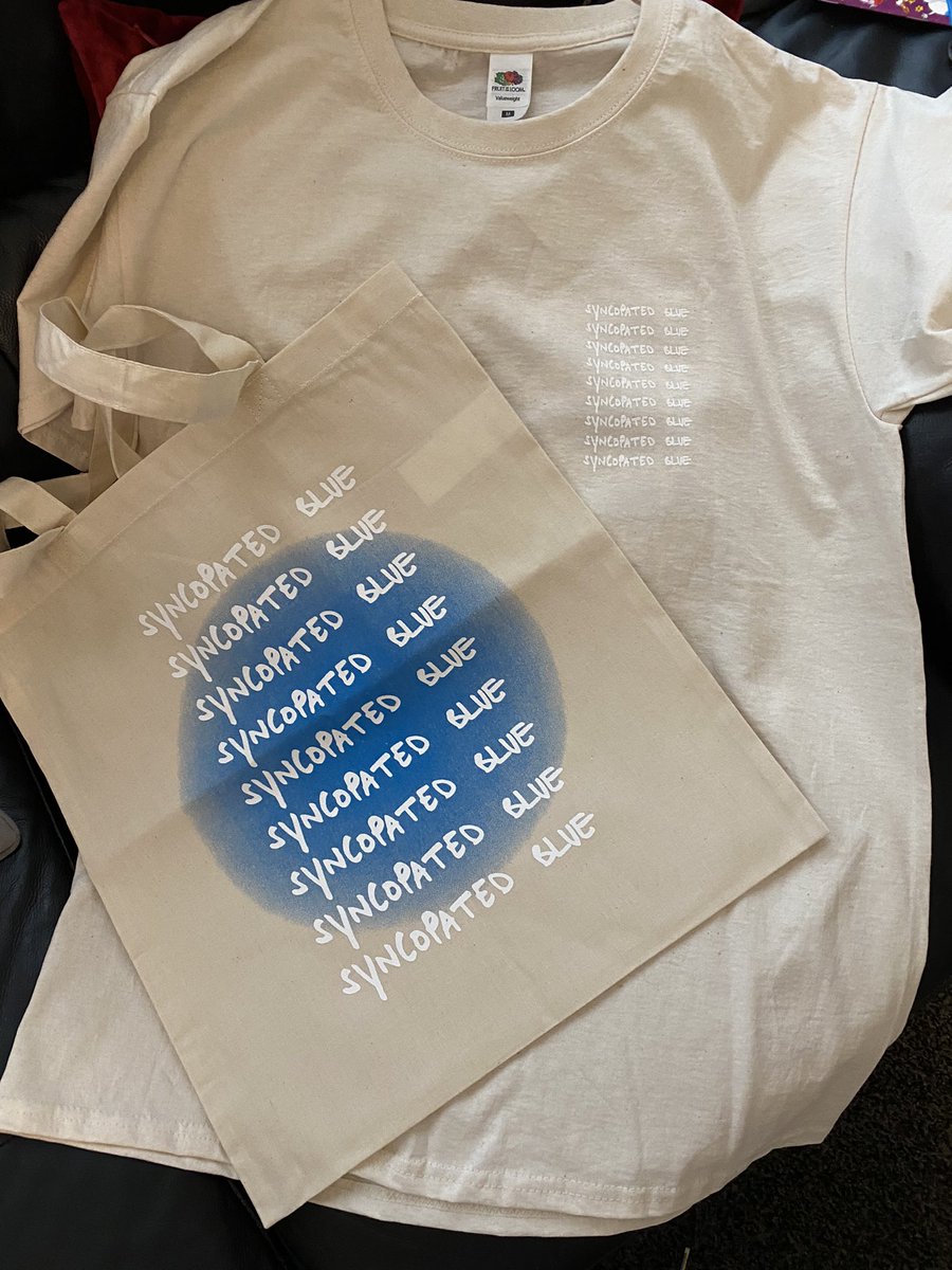 Heather_1705's tweet photo. Postman brought something good for once π x #syncopatedblue https://t.co/gJUoSs0zZX