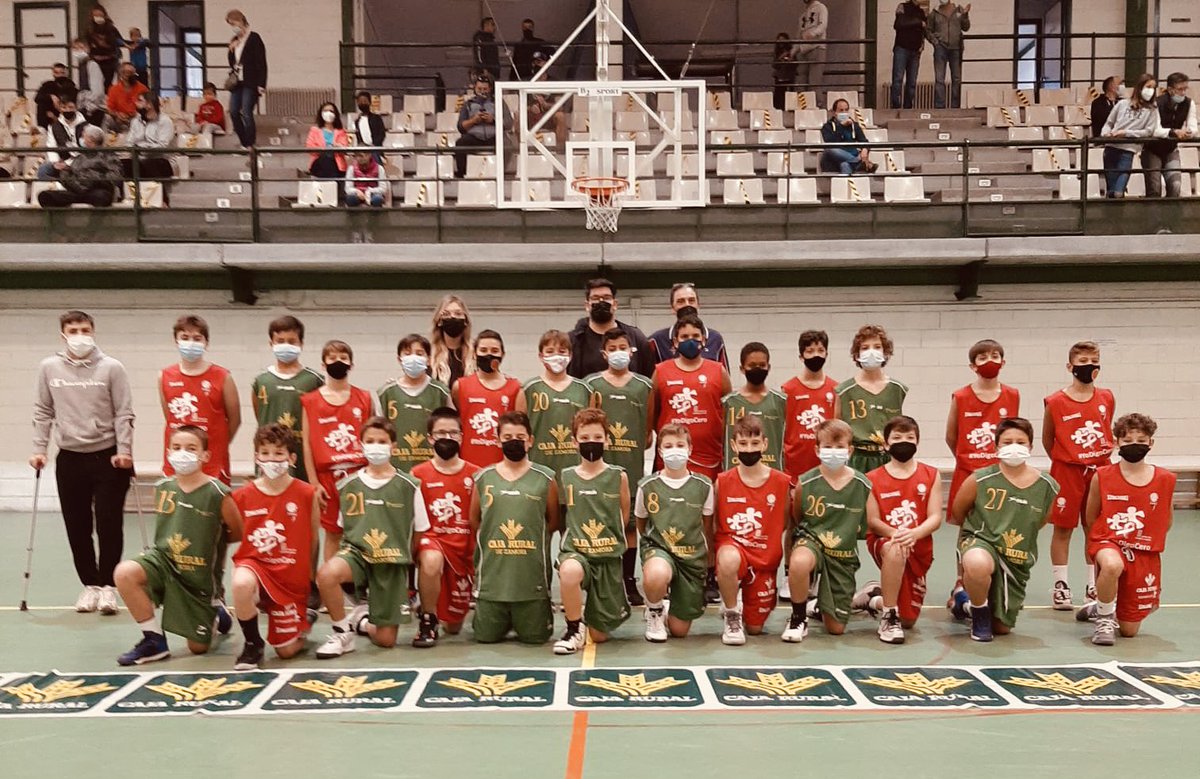 FBCyL's tweet photo. Arrancan los partidos de la Fase Previa, sede de Zamora,  del Campeonato de selecciones provinciales.

En marcha los partidos de ⛹️‍♀️ y ⛹🏼‍♂️ entre Zamora y León 💪 

#Generacion2010 @cajaruralzamora @CajaRuralLeon https://t.co/8i4cIqKZAP