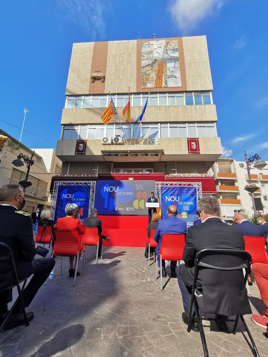 AjMislata's tweet photo. 📍 #SentimentMislater 
🔴 Distincions 2021: 

▶ Sergio Muñoz Lorenzo, a títol pòstum, agent dinamitzador de la joventut

▶ Club Balonmano Mislata pel projecte Somos Todos d’esport inclusiu

▶ Centre Ocupacional Municipal per donar autonomia a persones amb diversitat funcional https://t.co/DxtJeAfCxK