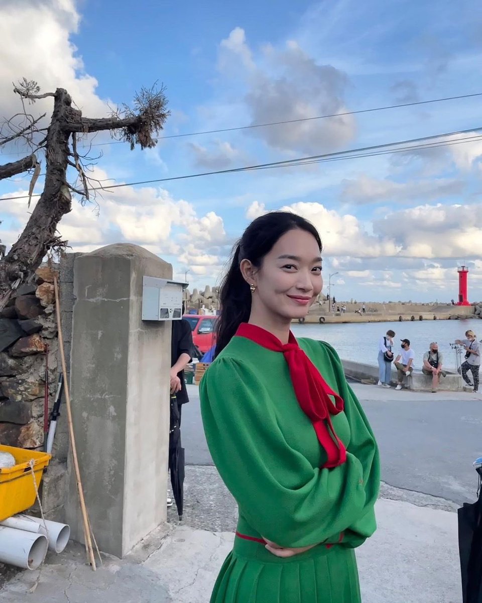 PH_ShinMinAh's tweet photo. [Instagram] 211009 illusomina update https://t.co/i70IFAgEPa