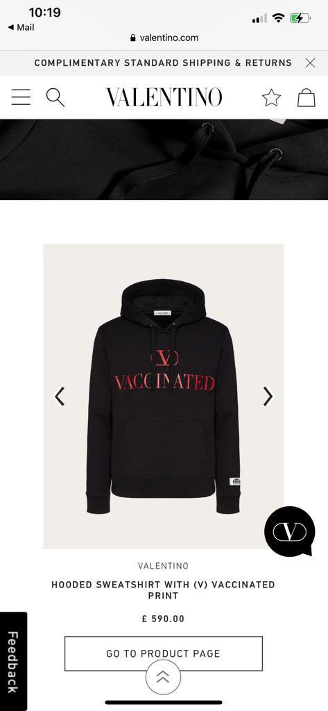 CONTINENTAL_GT's tweet image. Valentino, why would you design a hoodie that says Vaccinated 🧐😂😂 and charge £590 #LazyDesign