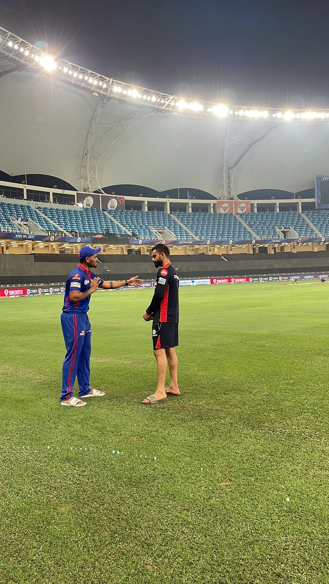 ripalpatel28's tweet photo. Words of wisdom from the best in the business. Learning about the mindset, approach and so much more… Thank you @imVkohli bhai for your time 🙏😇

#RCBvDC @DelhiCapitals https://t.co/OSM3hLiEBA