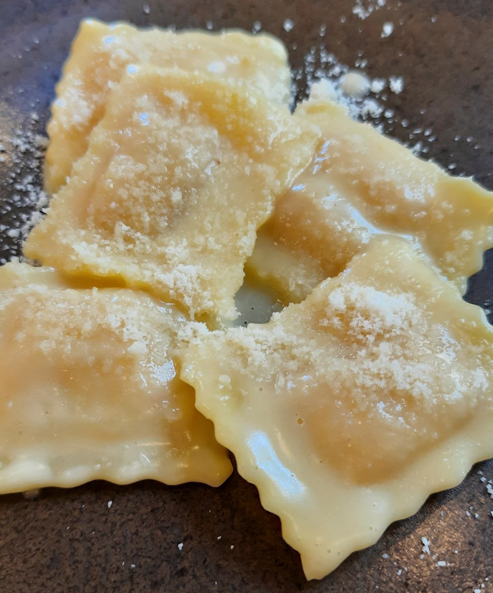 luca_sessa's tweet photo. "Pastificio con cucina" è una frase che mette allegria.
#Casadora è la mia ultima, piacevole, esperienza gastronomica a #Roma https://t.co/I4XX1k20ZJ