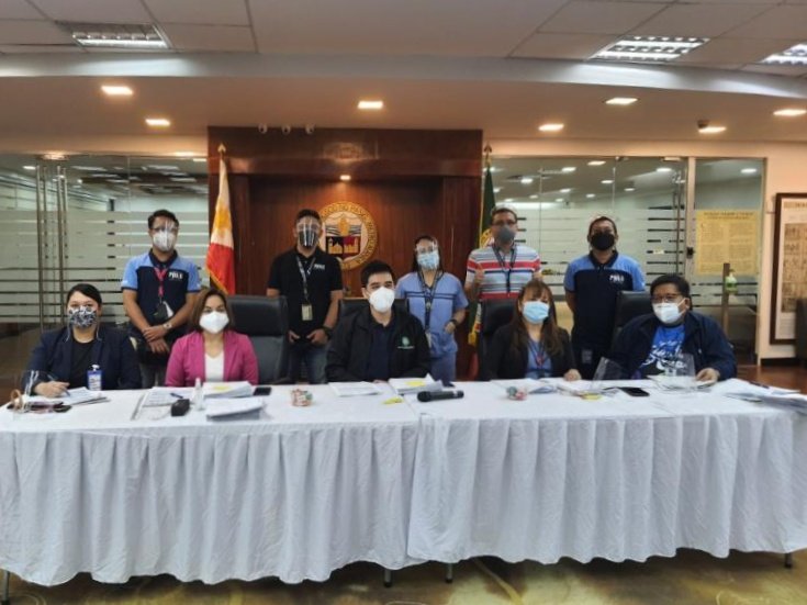 VicoSotto's tweet image. (3/3)
‼️ 1,459: total number of newly-appointed LGU employees

‼️ 8: number of non-Pasig residents appointed because of technical expertise (e.g. lawyers, LGU finance)

Tuloy ang reporma. Tungo sa isang burukrasyang propesyonal at di lubog sa politika.

IBA NA NGAYON.