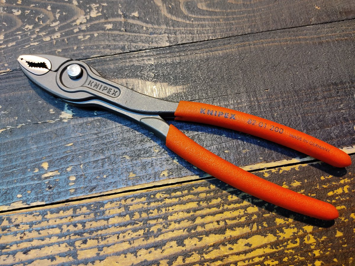 SAURUSプライヤーホルダー KNIPEX クニペックス プライヤー