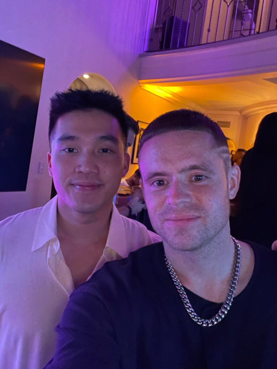 andr3w's tweet photo. like i said, web3 is when heroes become friends https://t.co/eyDMomwJNV