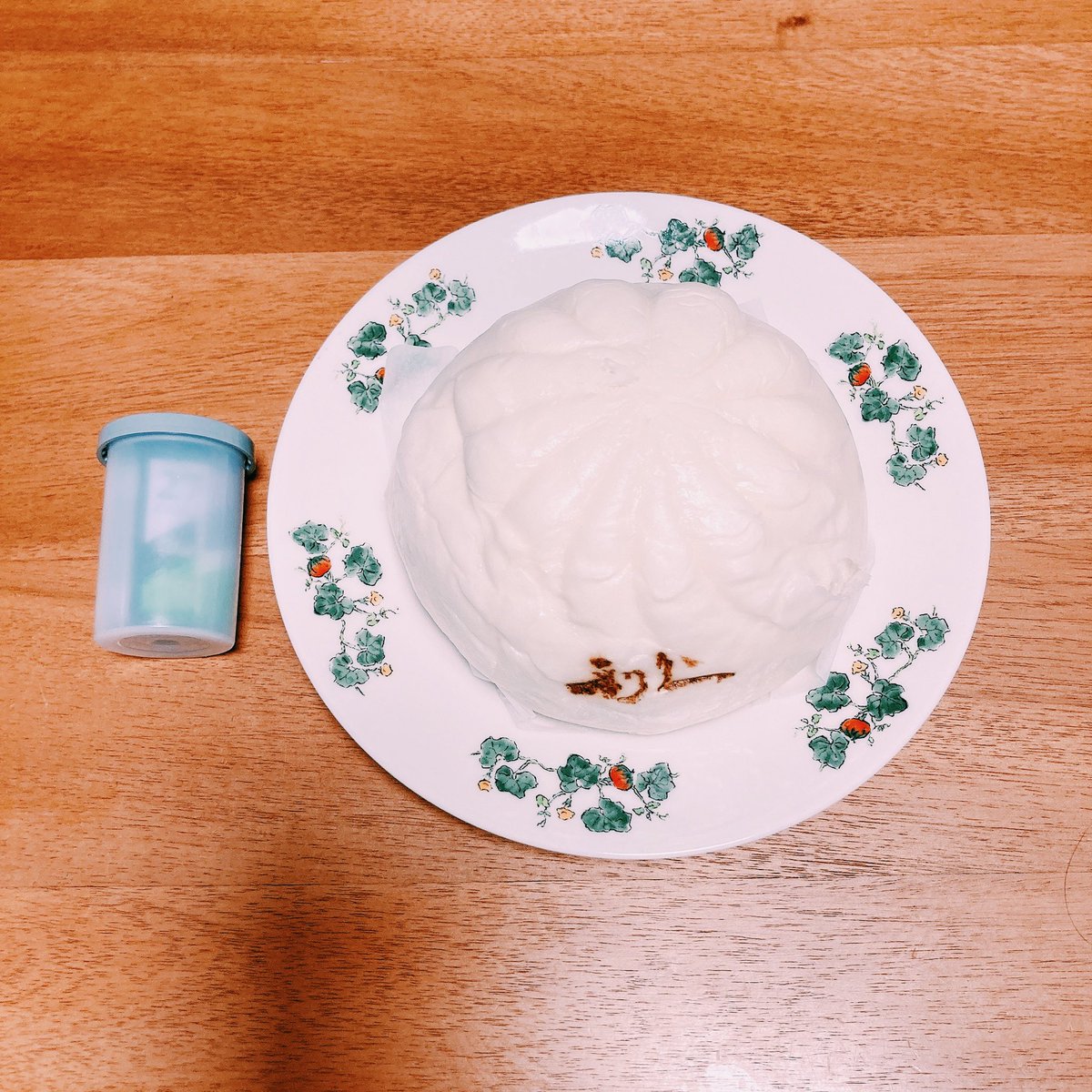 neko_of_off's tweet photo. 仕事帰りに買った牛タン肉まんが想像以上🐮

 #牛タン  #夜ごはん  #仙台  #フィルム  #肉まん  #写真が好きな人と繋がりたい https://t.co/rtjDd24VTE