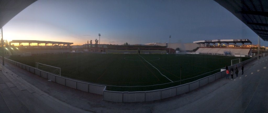 Flor_23478's tweet photo. Levantarse a las 6:30 para ir a ver el partido de tu niño no se lleva tan mal si ves amanecer desde el campo del mejor equipo del mundo!!! @UnionistasCF
#AmanecerTop
#AleB
🤍 🖤 🤍 🖤 🤍 🖤 🤍 🖤 🤍 https://t.co/JLZWq15K3p