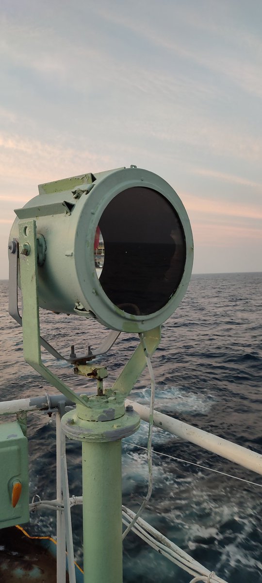 ATCHANNEL15's tweet image. light on the Sea...