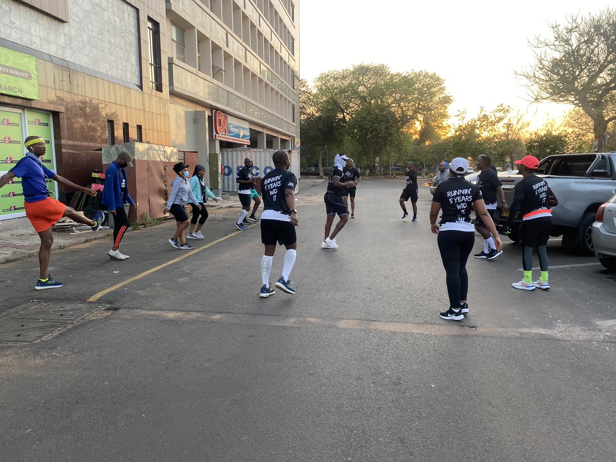 CarolKgafela's tweet image. End if SOE means we can finally get back to pounding pavements as a Cru 🖤

#RunWidIt