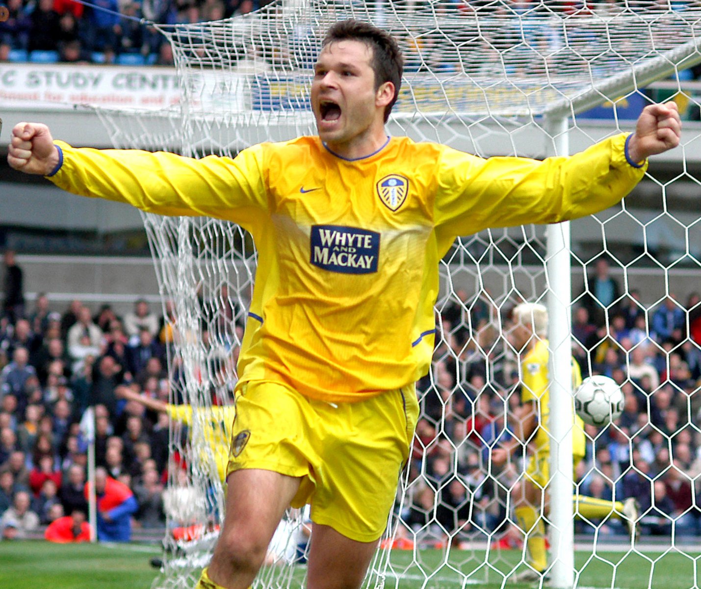 Happy birthday to former Newcastle United and Middlesbrough forward, Mark Viduka 