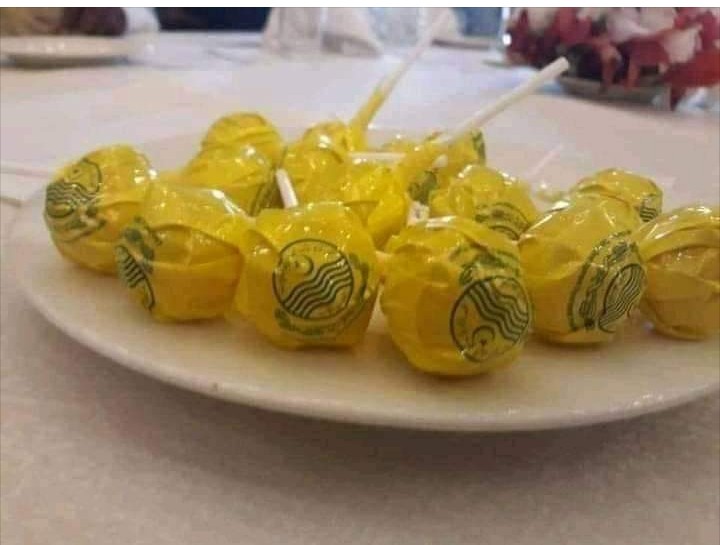Fatymahoosain's tweet photo. Pmc "THE BEST LOLLIPOPS IN THE TOWN"
#MdcatStudentsWantJustice https://t.co/yBWbE7GPcx