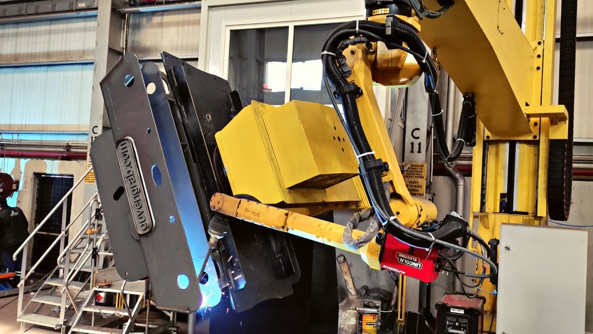 guvengrab's tweet photo. 🌐 Immediate and emergency deliveries with robotic production.
#roboticproduction
#MaterialHandlers
#MaterialHandlingEquipmentSupplier
#MaterialHandlingEquipmentManufacturer
#CargoGear
#BucketManufacturer
#DualScopeGrab
#business
#industrial
#marineindustry https://t.co/FhsL5r76Ya