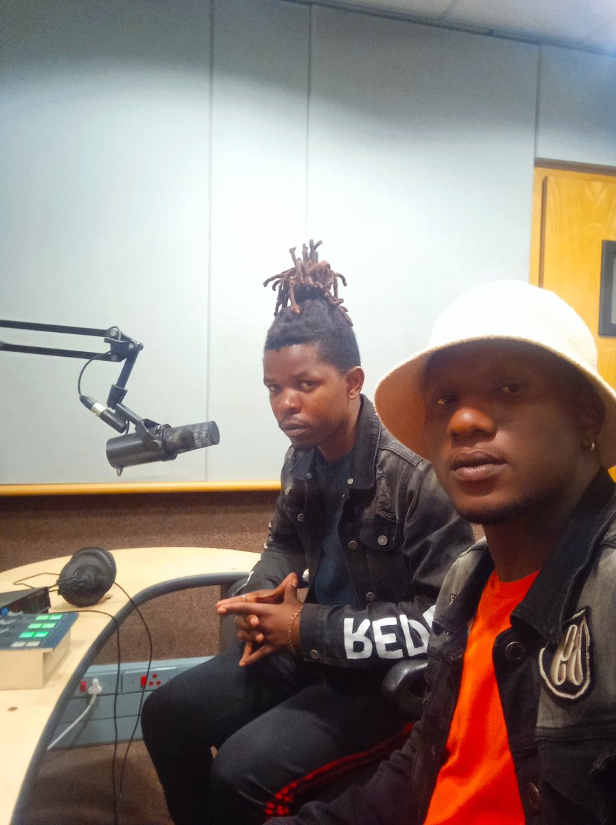 LyrikalBusta's tweet photo. Me &amp; @SeanCastHQ  already outchea at EBIS 2 for our interview on the Swazi Rhythm show with the amazing @lindelwamafa please tune in for some good music and our musical journey. 📻 https://t.co/2n9JlPkFoc