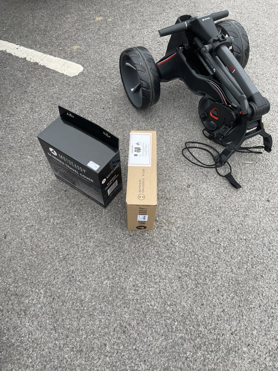 liz9914's tweet photo. Thank you @JAVERY2011  for sorting me out with my new electric trolley #tauntongolf. #easiergolf https://t.co/nZJJMlkxoM